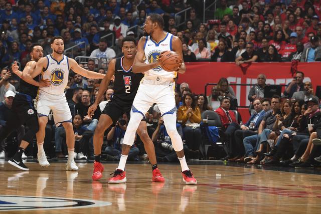 布莱克尼40+11同曦力克四川 北控送宁波11连败